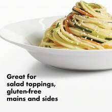 Handheld Spiral Vegetable Slicer, Rotating Grater For Home Kitchen, Portable Zucchini Cucumber Carrot Noodle Maker, Can Process Various Vegetables And Fruits Into Spiral Strands, Easily Make Vegetable Pasta, Cold Salads, Salad Toppings, Suitable For Zucchini, Carrot, Cucumber, Beetroot And Other Vegetables, Sharp Blades For Smooth Cutting, No Jamming, Comes With Storage Container, Processed Vegetable Strands Fall Directly Into The Box, Reducing Spillage, Easy To Disassemble - View 12