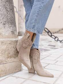 REYNEA Women's Western Y2K Vintage Cowboy Embroidered Boots, Pointed Toe, Chunky Heel, Side Zipper, Perfect For Daily Wear - Khaki - View 2