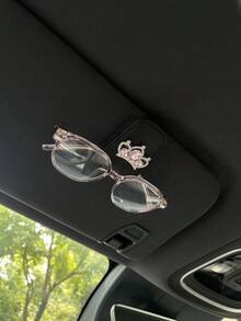 1pc Premium Crown Design Car Visor Glasses Clip, Creative Car Sun Visor Eyewear Holder, Multifunctional Magnetic Fashion Glasses Storage Clip, Car Interior Decorative Storage Accessory - A - View 3