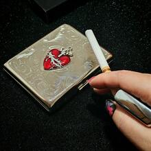 Vintage Thorn Carved Heart Metal Cigarette Case, Portable Hand-Rolled Cigarette Storage Box, Personalized Accessory, Creative Holiday Birthday Gift For Boyfriend, Girlfriend, Best Friend - Silver - View 2