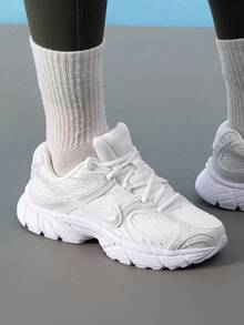 女款運動休閒鞋 W NIKE V5 RNR 輕量舒適透氣緩震女鞋 HQ7901-101 - 白色 - 查看 6