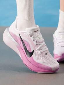 Nike Sepatu lari luar ruangan wanita Pegasus 42 musiman terbaru. Pegasus 42 sepatu lari jalan raya dengan bantalan empuk untuk latihan. - ungu muda/putih-hitam - View 3