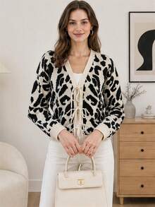 Wixra Jaket Sweater Pendek Wanita Motif Leopard Leher V dengan Ikatan di Depan - Aprikot - View 5