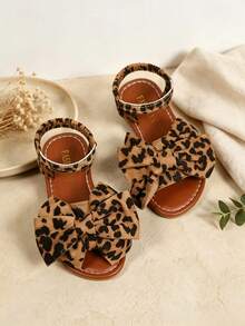 1 Pair Girls' Sandals, New Leopard Print Bow Princess Shoes, Elastic Strap Design, Soft Sole Casual Beach Shoes, Suitable For Summer Wear - Brown - View 5
