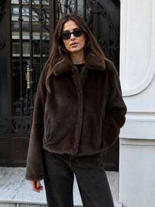 Women's French Vintage Lapel Short Plush Coat, High-End Texture Fluffy Long Fur Long Sleeve With Pockets Warm Overcoat Winter - Brown - View 2