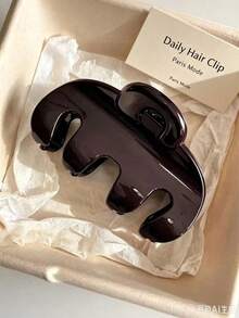 2pcs/1pc Women's 11.4cm/4.48in Baseball Cap Shaped Handbag Shaped Brown Glossy Large Lightweight Plastic Hair Clips, Fashionable Versatile High-End Elegant Minimalist Solid Color Hair Accessories, Suitable For Daily Outings, Casual, Party, Commute, Vacation, Tying Hair, Ponytail, High Bun, Washing Face, Bathing, Makeup, Matching Outfits, Hair Accessories, Hair Clips - Multicolor - View 7