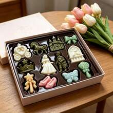 Fairy Tale Princess Silicone Mold 3D Castle Prince Princess Chocolate Mold 12-Cavity Prince Bowknot Crown Ice Cube Mold, Suitable For Candy Fondant Cake Decoration DIY Handmade Soap Candle Crafts - View 3