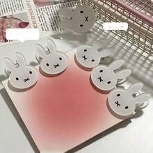 MIFFY 2 قطعة مشبك تثبيت زخرفي شفاف أبيض على شكل أرنب لطيف متعدد الاستخدامات، مشبك صغير للصور والملاحظات وتخزين المكتب المنزلي، لوازم مكتبية يومية لطيفة، مشبك زنبركي برأس أرنب كرتوني لطيف، إكسسوارات زخرفية DIY - متعدد الألوان - مشاهدة 3