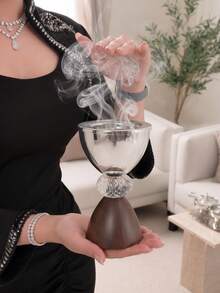 Quemador de incienso talla grande popular: Diseño elegante de estilo del Golfo Pérsico, adecuado para oud y especias, complementa tu estilo personal y la decoración del hogar. Perfecto para uso diario, bodas o reuniones con amigos e invitados, ideal para áreas de recepción y entretenimiento de invitados. También es un regalo sofisticado - especialmente cuando se combina con incienso premium - adecuado para novias, ocasiones especiales y recuerdos de fiesta. - 1PC - Ver 1