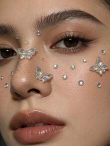 2/1pc Aurora Butterfly Face Stickers, 3D Translucent Butterfly Stickers, Multi-Size Round Rhinestones, Self-Adhesive Backing, Easy And Firm Application. Rainbow Butterfly Wings Reflect Delicate Sparkle, Asymmetrical Rhinestone Arrangement, Suitable For Eyes, Cheekbones And Brow Bone To Create Dreamy Makeup. Perfect For Hanfu Makeup And Stage Performance - Multicolor - View 2