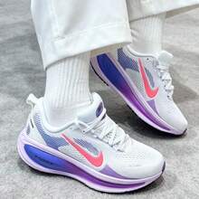 Nike Sepatu lari wanita low-top VOMERO 18 terbaru yang empuk dan nyaman. - Putih/Biru-ungu - View 9