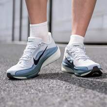 Nike Sepatu Lari Pria AIR ZOOM PEGASUS Pegasus 40 Terbaru - Abu-abu/Biru - View 3