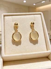 زوج واحد من أقراط حجر عين القطة المقلدة الأنيقة والراقية ذات الشخصية العصرية، مناسبة للنساء في التنقل اليومي - الذهبي - مشاهدة 3