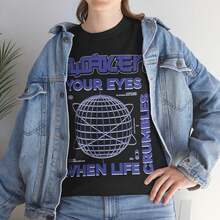 Your Eyes T-Shirt: Motivational Graphic Tee - 黑色 - 查看 9