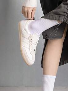 Adidas 女款經典復古 Samba OG W 舒適輕量透氣運動休閒鞋 IH9148 - 漢玉白/亞麻晶棕 - 查看 4