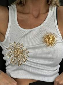 Creative Design Coral Sun Minimalist Fashion Women's Brooch, Exquisite Versatile Accessory For Ladies, Suitable For Banquet And Party - Sun - View 1