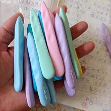 2pcs Macaron Color Perforated Grip Erasers, Ergonomic Non-Slip Large Pencil Erasers, Student Writing Correction School Supplies - A - View 5
