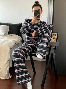 Fashion Colorblock Camisole & Shorts Pajama Set For Women, Summer Thin Ribbed Fabric 2-Piece Set, Soft Comfortable Casual Loungewear Suitable For Outdoor Wear - Multicolor - View 3