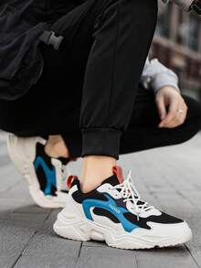 Sepatu Sneakers Pria Fashion dengan Patch Huruf Warna Kontras di Bagian Depan, Sepatu Sneakers Tebal Nyaman Serbaguna untuk Aktivitas Luar Ruangan, Terbuat dari Kulit dan Jala. - Putih dan hitam - View 10