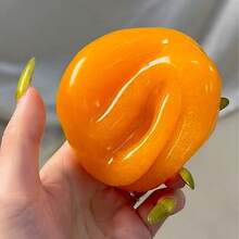 Brinquedo Squishy Realista de Sorvete de Caqui, Bola de Estresse Macia e Apertável, Acabamento Laranja Brilhante com Caule Verde, Adequado para Decoração de Mesa, Relaxamento no Escritório e Presente, Brinquedo Sensorial Fidget ASMR para Adultos com Som Nítido - Multicolorido - Visão 5