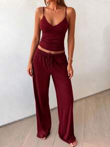 两件套女士性感休闲深V露背吊带背心和宽松直筒裤套装，秋夏优雅款 - 酒紅色 - 查看 1
