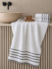 1pc/2pcs Luxury Bamboo Fiber Towel Set – Soft, Fluffy, High Absorbency, 2-Piece Set Includes Bath Towel And Hand Towel, Perfect For Bathroom, SPA, Gym, Hotel Quality - White - View 3