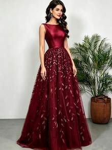 Women's Sleeveless V-Neck Long Evening Dress, Decorated With Luxurious Lace, Backless Design, Perfect For Formal Occasions. Wedding Party Spring Fall - Burgundy - View 2