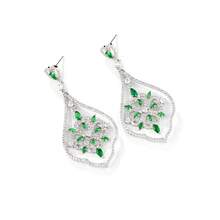 1 paire de boucles d'oreilles uniques pour femmes, bijoux, design floral, design ajouré, boucles d'oreilles en zirconium, élégance de luxe, convient pour le port quotidien et les banquets, toutes saisons, cadeau - boucle - Voir 8