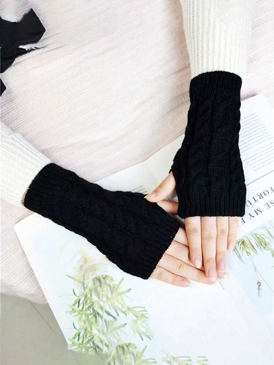1 Pair Kids' Knitted Cable Half-Finger Gloves, Warm Woolen Fingerless Mitts For Autumn/Winter Cycling And Outdoor Activities - Black - View 1