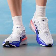 Nike Sepatu Lari Pria AIR ZOOM PEGASUS Pegasus 40 Terbaru - Putih/Biru-Oranye - View 5