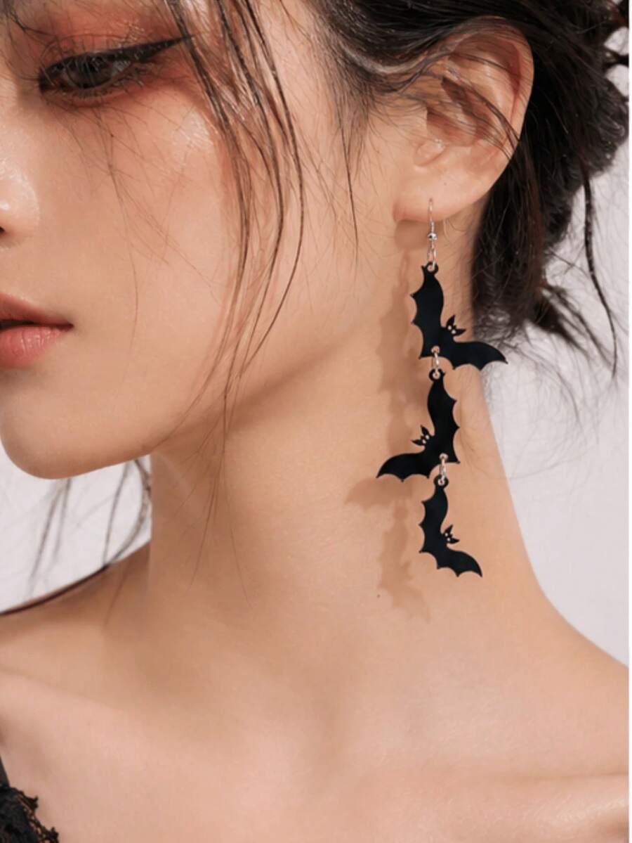1 Pair Halloween Bat Pendant Earrings, Women's Fun Cute Unique Halloween Costume Accessory, Holiday Jewelry Gift - Multicolor - View 1