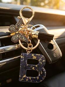1pc Black Fashion Letter Keychain, Designed For Women's Bags, Exquisite And Compact, With Leopard Butterfly Pattern And Gold Plate 26 Letters A-Z Pendant, Suitable For Girls, Perfect As A Commemorative Gift For Valentine's Day, Teacher's Day And Halloween - Black - View 8