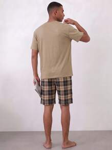 Snug League [AICJ Sleepwear] 2件套男士休閒格紋睡衣組，基本款口袋居家服，短袖T恤與短褲 - 綠色 - 查看 3