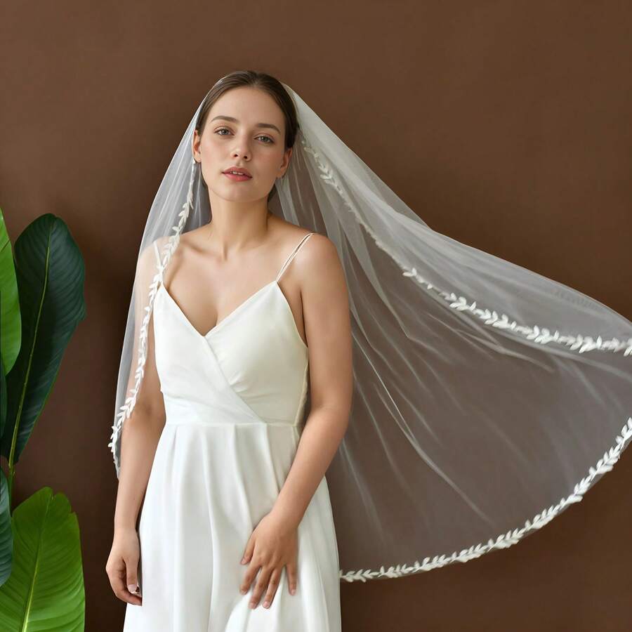 2026 Long Lace Veil, 1pc 95cm Eyelash Lace Train, Built-In Metal Comb, Suitable For Church And Cathedral Weddings, Bohemian Style