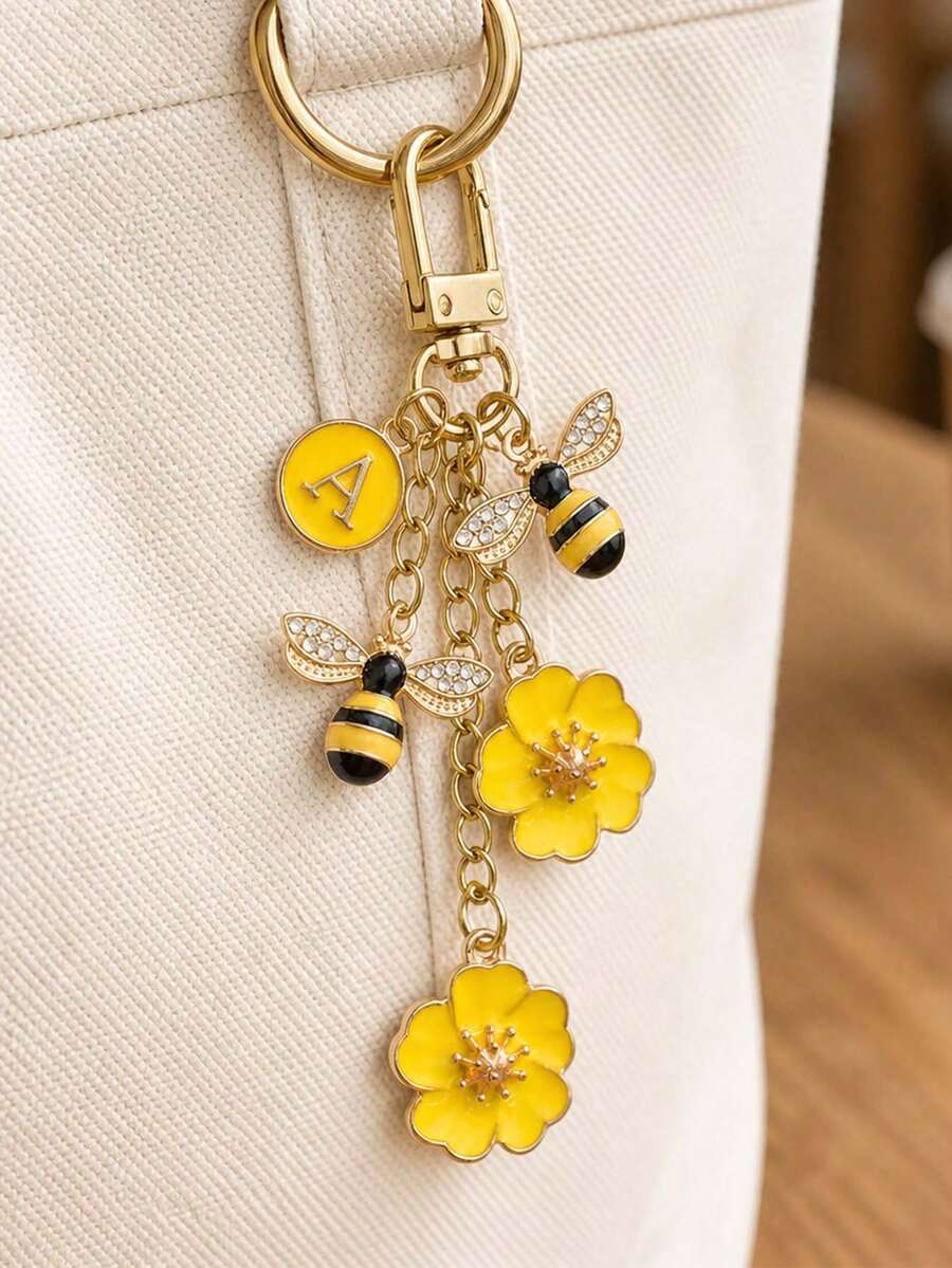 可愛蜜蜂花朵字母鑰匙圈,琺瑯蜜蜂水鑽吊飾,百搭包包掛飾,清新黃色花卉吊飾,汽車鑰匙掛飾 - 彩色 - 查看 1