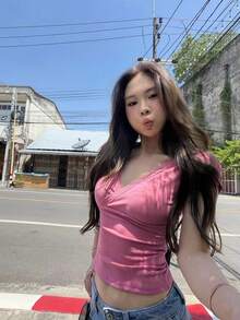Yorily 女款彈性修身V領短袖T恤休閒上衣夏季粉紅色 - 粉色 - 查看 2