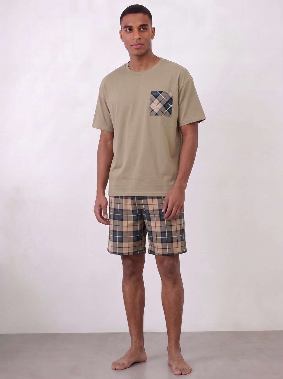 Snug League [AICJ Sleepwear] 2件套男士休閒格紋睡衣組，基本款口袋居家服，短袖T恤與短褲 - 綠色 - 查看 1