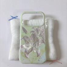 1pc Ins Korean Style Hollow Lily Flower Glitter Compatible With IPhone 17 Pro Max/17 Pro/17/16 Pro/16/16 Pro Max/15 Pro/15 Pro Max/Shockproof IMD Process 14 Pro/14 Pro Max/14/13 Pro Max/13 Pro/13/12 Pro Max/11 Plus/Phone Case Protective Cover Unique Design Smooth Texture, Popular Holiday, Birthday Gift - Multicolor - View 2