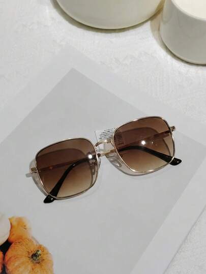 Unisex Metall-Quadratrahmen Modebrille, einfarbig, Augenschutz für starkes Mittagslicht, Outdoor Strand Reise tägliche