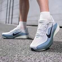 Nike Sepatu Lari Pria AIR ZOOM PEGASUS Pegasus 40 Terbaru - Abu-abu/Biru - View 2