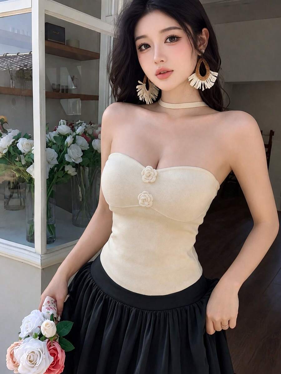 2026新款女士3D立体花卉吊带针织上衣,休闲度假风,无袖修身款,3D立体花卉贴花,纯米色针织衫,适合Y2K优雅女性街头风夏季穿着 - 杏色 - 查看 1