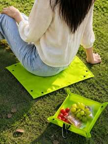 Multifunctional Waterproof Foldable Picnic Mat, Portable Outdoor Grass Pad, Dirt-Resistant Sitting Mat, Quickly Converts Into Snack Storage Tray - Multicolor - View 3