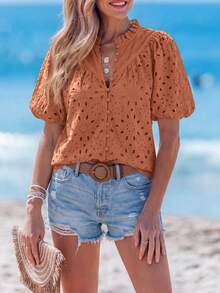 PRETTYGARDEN Women's Summer Clothes Tops Fashion Casual Short Sleeve V Neck Buttons Hollow Eyelet Lace Embroidered Blouses Shirts Festival  Beach Vacation - 磚紅色 - 查看 4