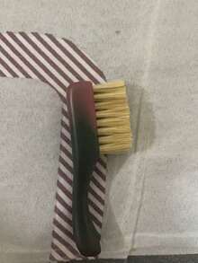 Mini Bartbürste mit Griff aus Massivholz, kompaktes Bartpflege-Tool, tragbares Styling-Accessoire für Männer zur Gesichtsbehaarung, für Salon, tägliche Anwendung zu Hause und Reisen - Bartbürste - Übersicht 8