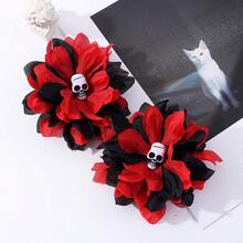1pc Halloween Dark Skull Flower Hair Clip, Black & Red Fabric Large Flower Side Clip, Gothic Subculture Party Costume Head Accessory - Multicolor - View 3