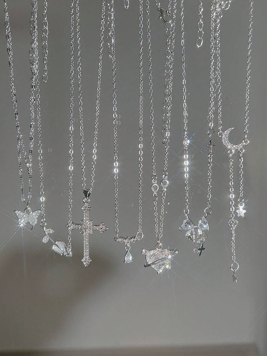 1 Set de 5 piezas Collar con Diseño Vintage, Elegante y Moderno Estilo Y2K con Colgantes de Corazón, Mariposa, Gota de Agua, Lazo, Estrella, Luna, Cruz, Rhinestone y Borla, Collares Multicapa, Adecuado para Vacaciones, Fiesta, Cita, Regalo, Uso Diario - Plateado - Ver 1
