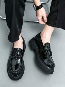 Men's Versatile Business Casual Thick Sole Height-Increasing Slip-On Black & White Colorblock Loafers - Glossy Black - View 8
