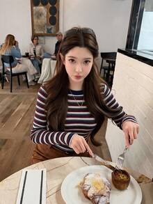 Women's American Retro Striped Contrast Color Knitted Long Sleeve T-Shirt, Crew Neck Inner Layer Base Top, Short Length, Autumn/Winter Fall - Red and White Stripes - View 2