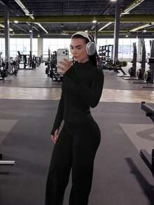 1套女款休閒日常穿搭褲，百搭修身運動服套裝，黑色 - 黑色 - 查看 9
