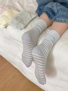 1/3/6 pares de calcetines a rayas multicolores, resistentes al olor y transpirables, de media pantorrilla, estilo lindo japonés & coreano inspirado en la escuela, versátiles y holgados - Multicolor - Ver 3